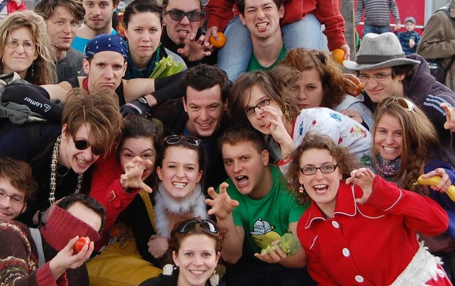 Das Team von Special Symbiosis arbeitet schon fleißig an den Vorbereitungen und sucht ein neues Team für Grenzspannung!