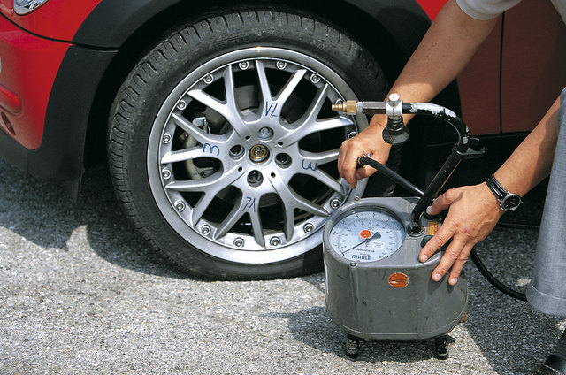 Der Druck im Reifen muss passen - Innsbruck