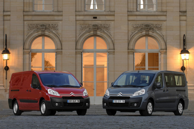 Der neue Citroën Jumpy ist als Kastenwagen und als Großraumlimousine mit bis zu neun Plätzen erhältlich. | Foto: Foto: Citroën