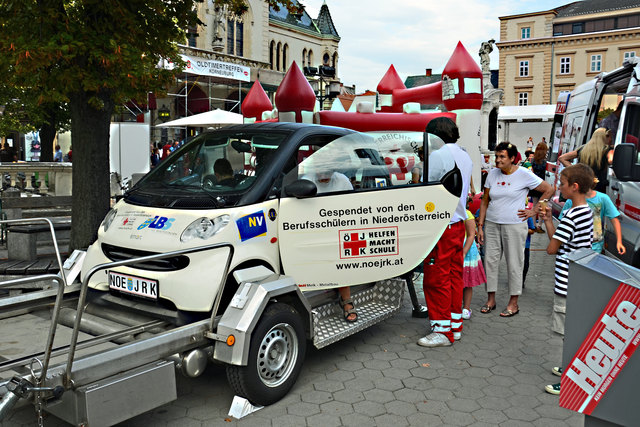 "Aufprallsimulator" bei der langen Einkaufsnacht in Korneuburg