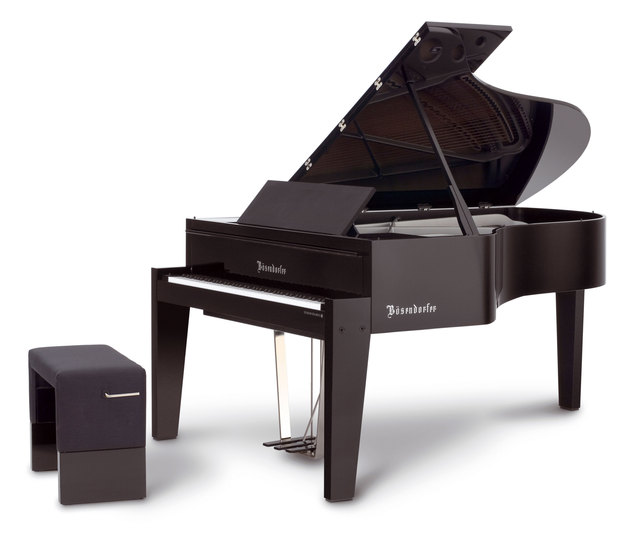 Das elegante, puristische Modell „Bösendorfer Edge“ brachte den ersten Preis des Bösendorfer-Designwettbewerbs 2006. | Foto: Edelweiss Industrial Design