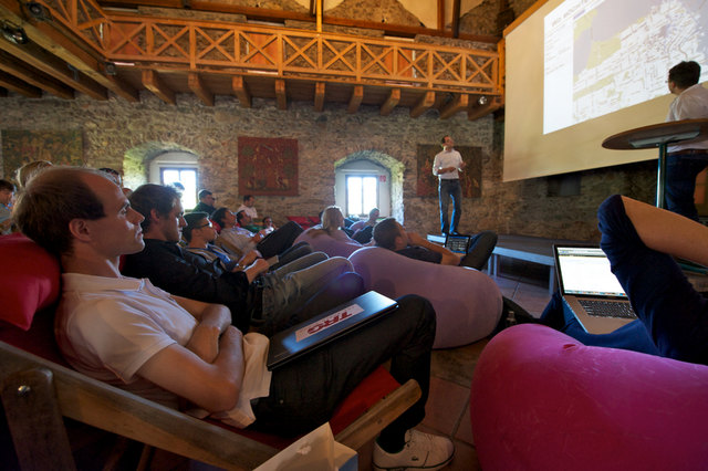 www.castlecamp.at - 10./11.9.2011 - Führende E-Touristiker treffen sich auf der Burg Kaprun | Foto: hdr-fotograf.at