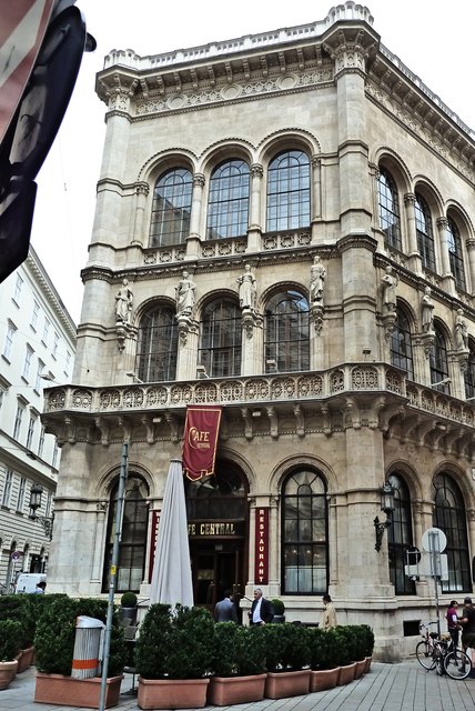 Cafe Zentral im Palais Ferstel