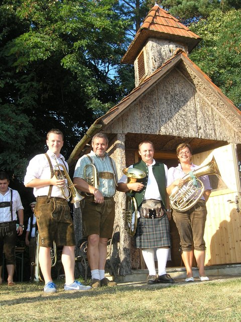Die Trautmannsdorfer Weisenbläser organisierten ein stimmiges Fest in Hofstätten.