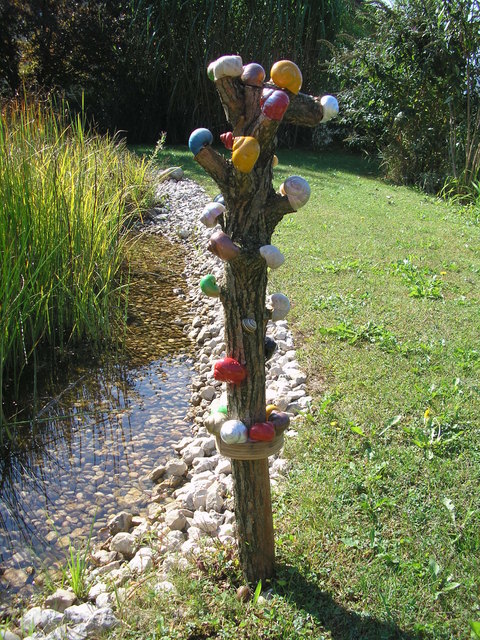 Schneckenbaum -  "alias"  Rasenmäherkabel- bzw. Wasserschlauchumlenkung  ....