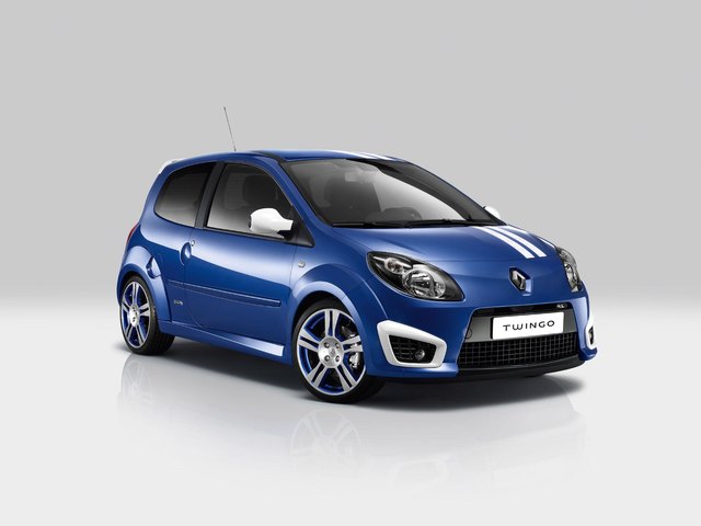 Renault Twingo Gordini R.S.: Die blaue Metallic-Lackierung mit den beiden prägnanten weißen Streifen ist eine Hommage an die legendären Sportmodelle der 1960er-Jahre. | Foto: Renault