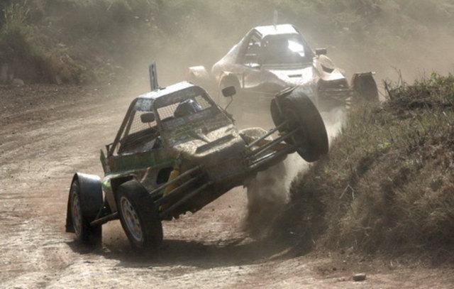 Zweiter Gesamtrang in der Zonen-Europameisterschaft der Autocrosser für den Ratschendorfer Andreas Hasler.                                                     Foto: WOCHE
