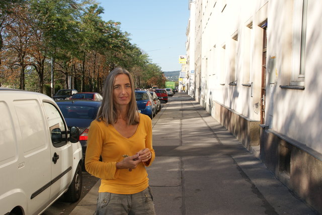 Hotspot Felberstraße: Gabriele Schön von der Bürgerinitiative wohnt direkt am Straßenstrich.