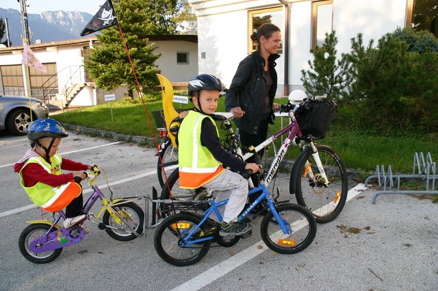 Auch sie waren mit dem Rad gekommen, Karoline, Gerda und Patrick Granbacher.