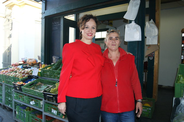 Dimitra Berber ist eine Lieblingsstandlerin von Regina Hofer am Naschmarkt.