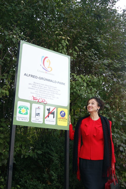 Regina Hofer und ihre Mitstreiter setzten sich vor über 30 Jahren für den Alfred-Grünwald-Park ein.