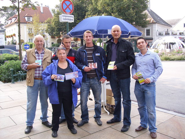 Die FPÖ Tulln sammelte in der vergangenen Woche Unterschriften für den Erhalt der eigenständigen Küche.