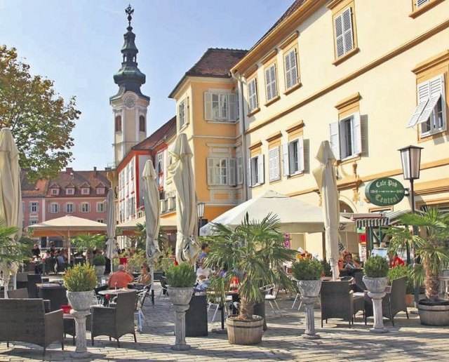 Die Flanierzone des historisch gewachsenen Stadtkerns ist eine einzigartige Kulisse und hat noch viel Potenzial. Foto: WOCHE