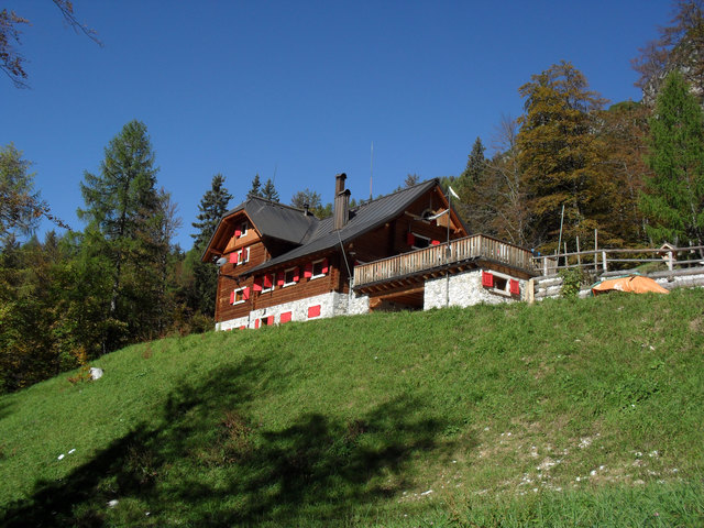 Zacchi Hütte in den Julischen Alpen
