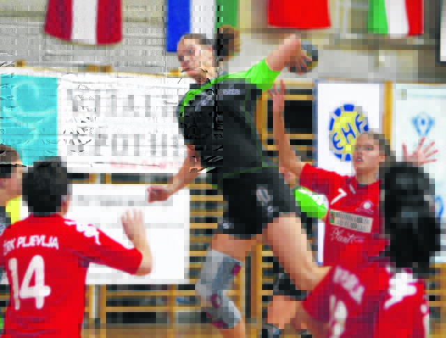 Ordentlich viel Zielwasser getrunken: Hanna Stsiapanava machte 13 Tore in zwei Europacup-Spielen