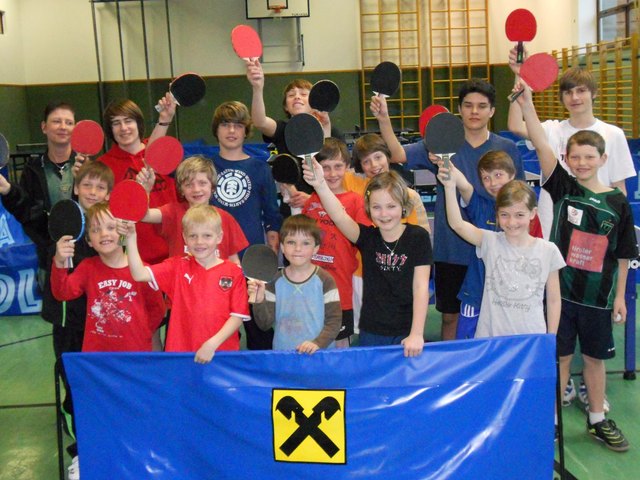 Sport, Spiel und Spaß für tischtennisbegeisterte Kinder und Jugendliche aus Kirchdorf und aus der Umgebung gibt es ab 14. Oktober 2011 wieder jeden Freitag ab 17.30 Uhr in der Kirchdorfer Turnhalle