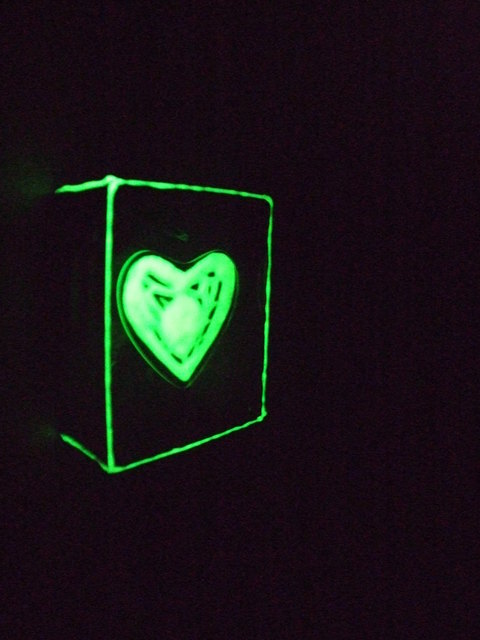 Effects part II - Bild im Bild - hologram heart (www.masa.at)