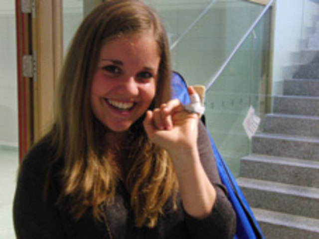 Katharina Wakong (KAC) holt sich Gold beim Degenmarathon von Berlin