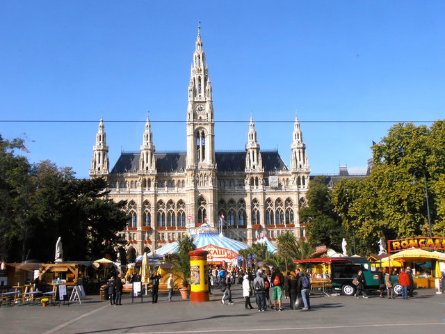 Am Rathausplatz ist immer was los!