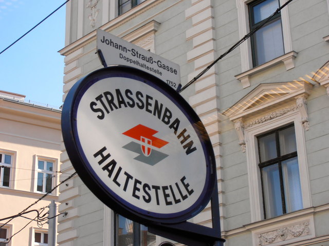 unsere Lieblinge haben hier ihre eigene Gasse - so auch unser 'Schani'  :-)