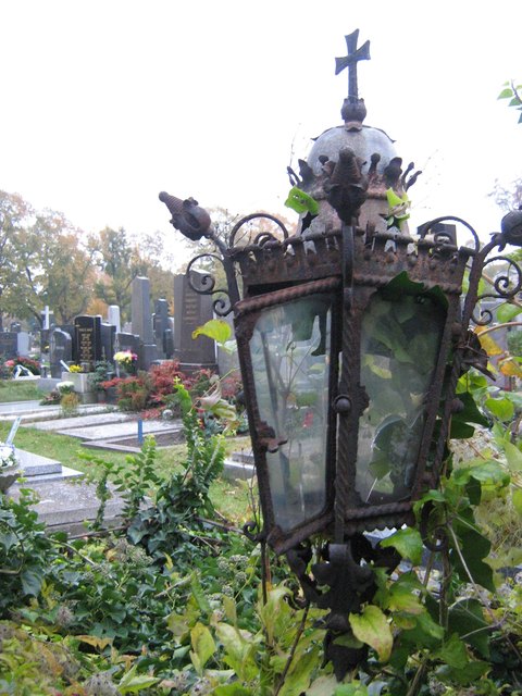 Der Friedhof-eine endgültige Stille!!!!!!!!!!!!!!