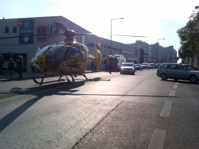 Helicopter auf der Gersthoferstraße