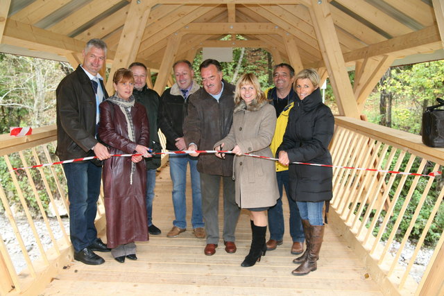 Die Fahrradbrücke wurde im kleinen Rahmen eröffnet