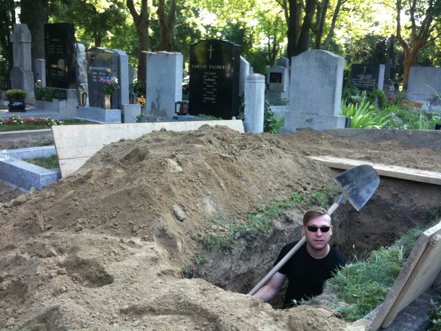 es lebe der zentralfriedhof, mit olle seine lebenden!