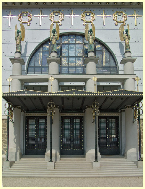 Torportal - Otto Wagnerkirche am Steinhof