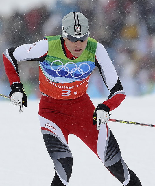 Bei den Olympischen Spielen 2010 in Vancouver sicherte sich der Pongauer noch Gold mit dem Team und Bronze im Einzelbewerb. | Foto: EPA