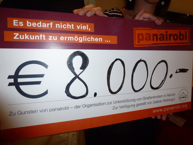 "Gutes tun und sich dabei gut zu Fühlen" Spendenscheck Gesamterlös der Versteigerung
