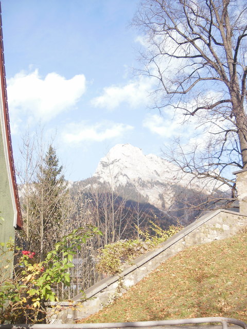 der pfaffenstein, der über eisenerz wacht, von der kirchenstiege aus