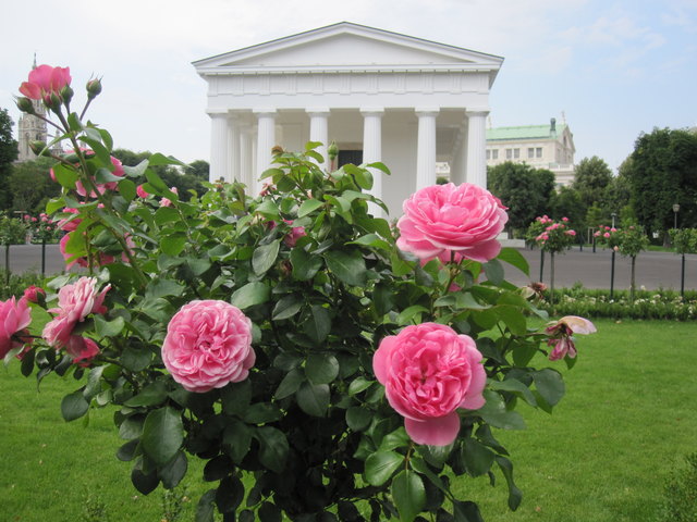 Volksgarten Theseustempel