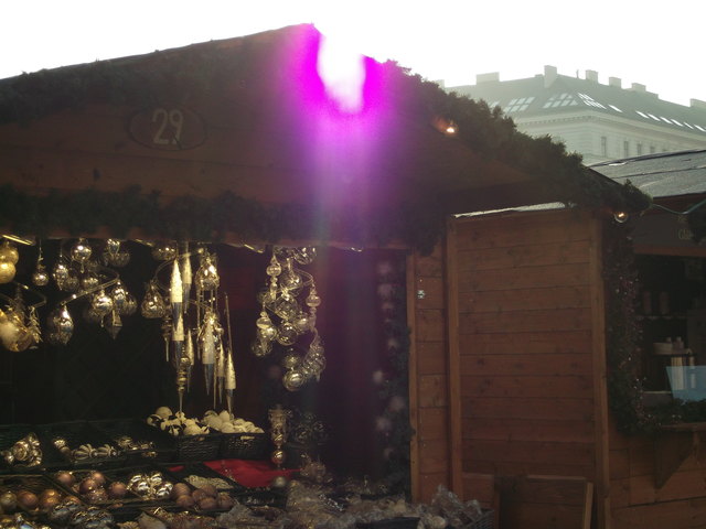 Christkildmarkt Schloss Belvedere bei Sonnenuntergang