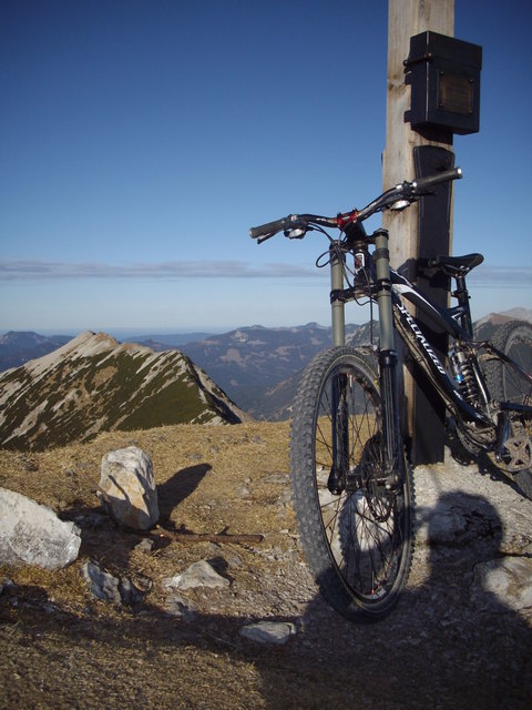 Sonne - Traumwetter und das am 21.November! Hintergrund Seekarspitze.
