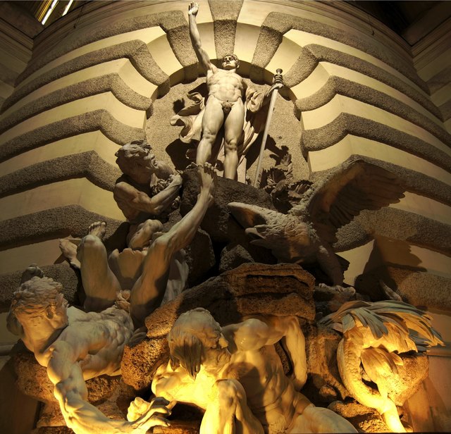 Die Statue bei Michaelerplatz