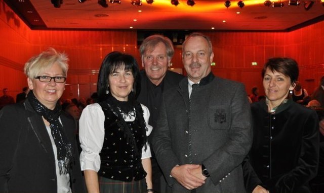 Rosegg-Bürgermeister Franz Richau und Neuhaus-Bürgermeister Gerhard Visotschnig.