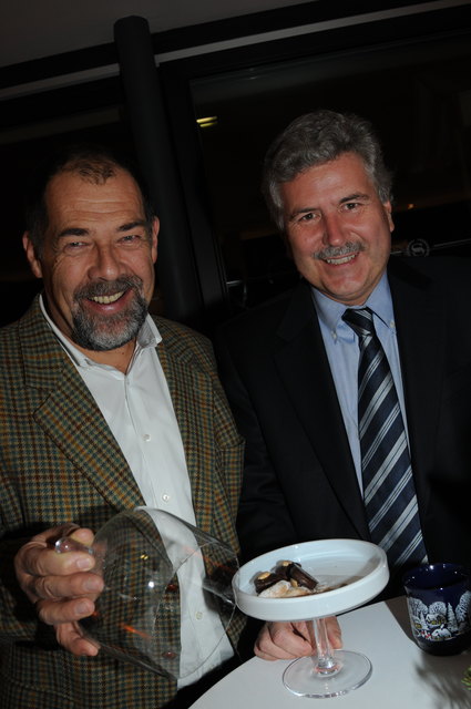 Ein Keks kann nie schaden: Gerald Heitzenberger und Herbert Koutny.