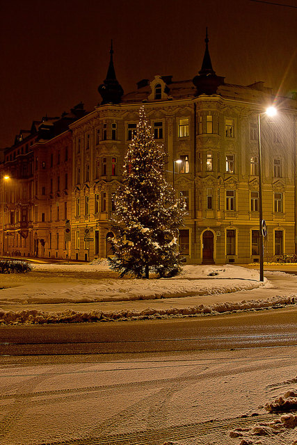 Weihnachtsstimmung am Claudiaplatz in Saggen