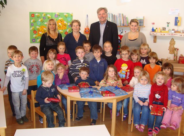 Weihnachtsfeier im Kindergarten Neuhaus - Völkermarkt