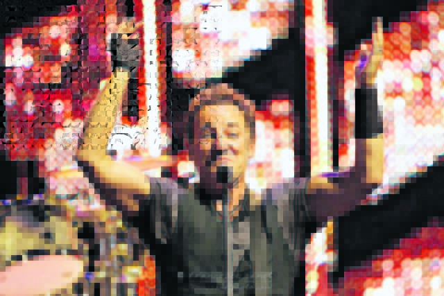 Back in Italy: Bruce Springsteen & the E-Street Band (am Foto live in Udine, 2009) spielen am 11. Juni in Triest