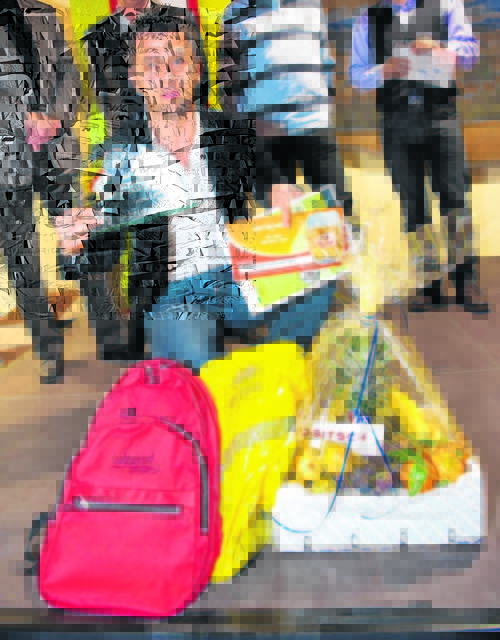 Auron Miloti vom SV Feldkirchen konnte sich bei der WOCHE-Wahl zum Kicker des Jahres den Titel des Bezirkssiegers sichern