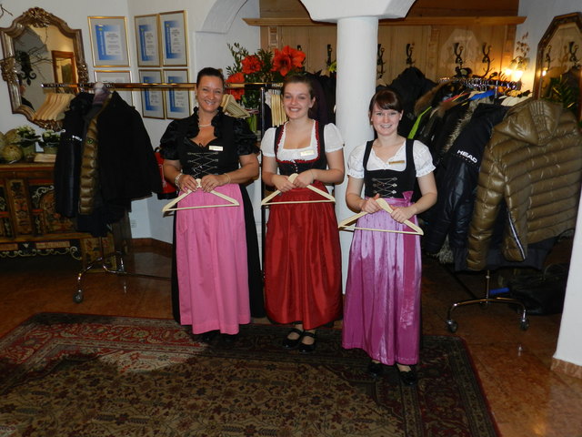 Herzliche Begrüßung im 5-Sterne-Hotel "Der Lärchenhof" in Erpfendorf