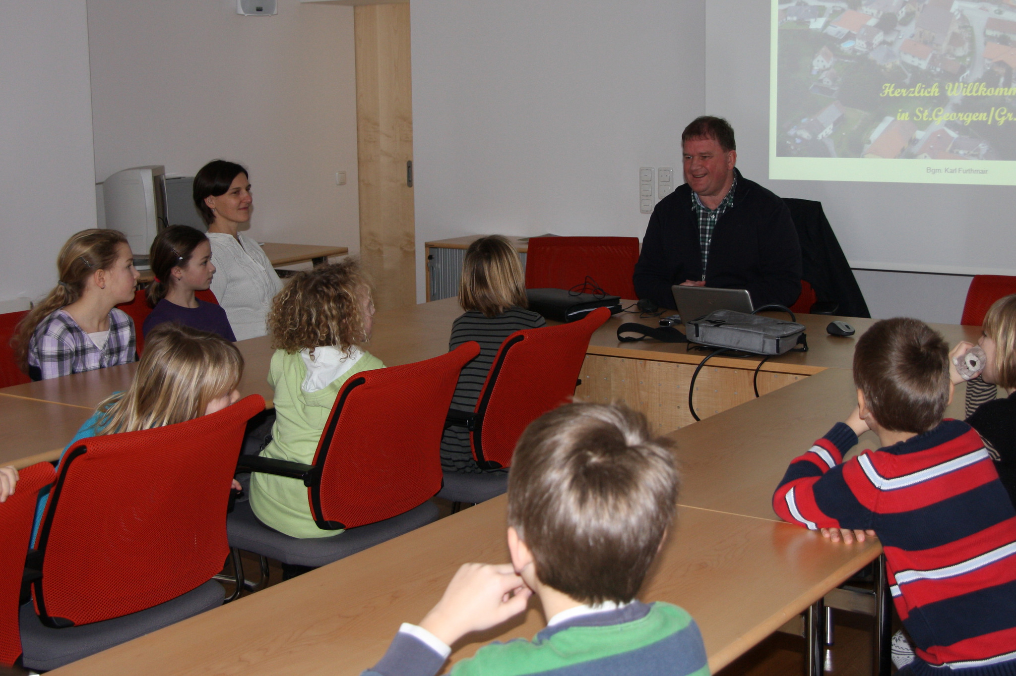 St. Schüler besuchten das Gemeindeamt Grieskirchen & Eferding
