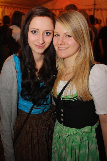 Verena Grundner und Silvia Grundner aus Perwang