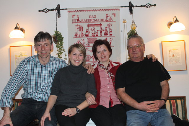 Die Initiatoren von „Oberweng aktiv“: Josef Kreutzhuber, Ursula Gösweiner, Andrea Kreutzhuber, Peter Feichtinger (von links). | Foto: Privat