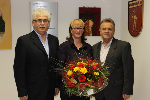 Vbgm. Paul Graf, Bgm. Brigitte Schendl und LH Hans Niessl