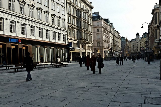 Sehr schön gesäubert: die Fußgängerzone am Graben