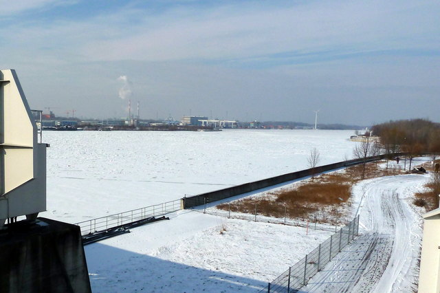 So sah die Donau heute um die Mittagszeit oberhalb des Kraftwerks Freudenau aus!