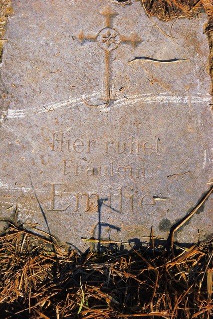 Für eine Üferverbauung soll mein Grabstein nie zur Verfügung stehen!